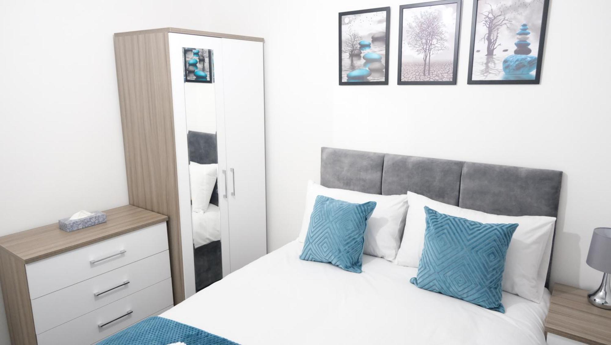 Modernized Three Bedroom House Near City Stadium, Attractions, City Centre - Sky N Netflix - Convenient Transport Manchester Exteriör bild