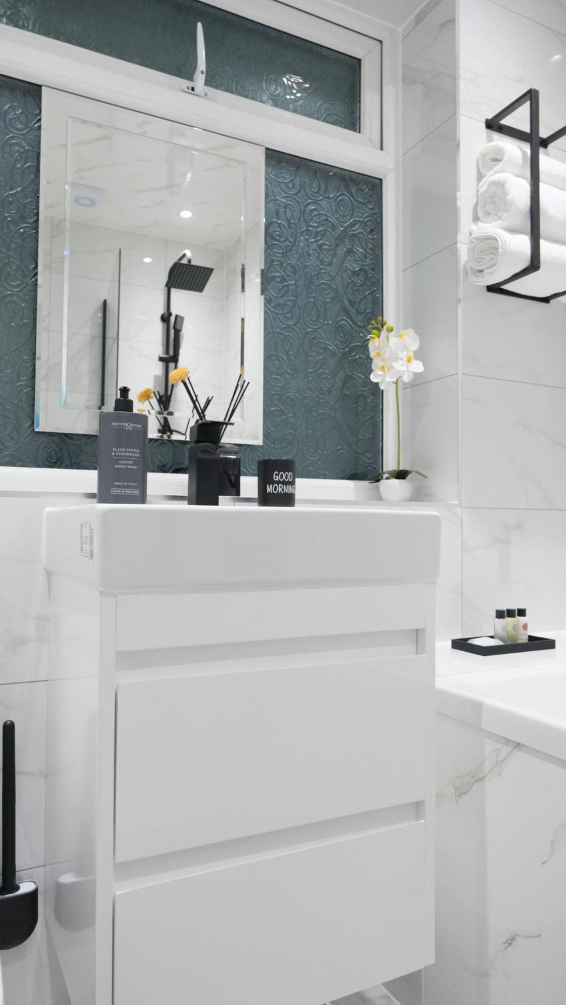 Modernized Three Bedroom House Near City Stadium, Attractions, City Centre - Sky N Netflix - Convenient Transport Manchester Exteriör bild